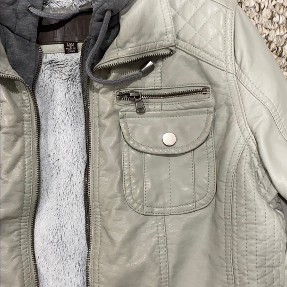 jacket - Picture 3 of 5